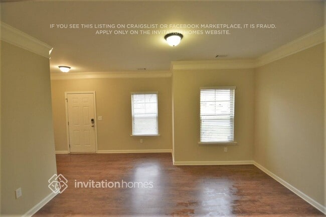 Foto del edificio - 592 Rock Hill Pkwy