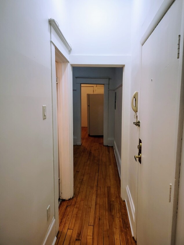 Primary Photo - 362 Friel St