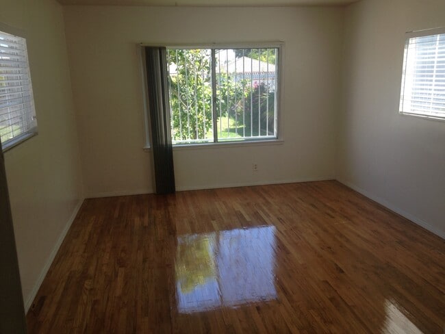 Bedroom #1 - 840 Rose Ave
