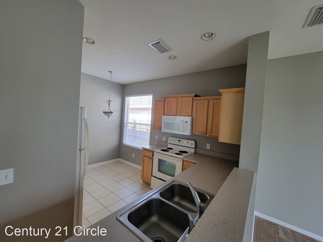 Building Photo - 3 br, 2 bath House - 8420 Deer Chase Dr.
