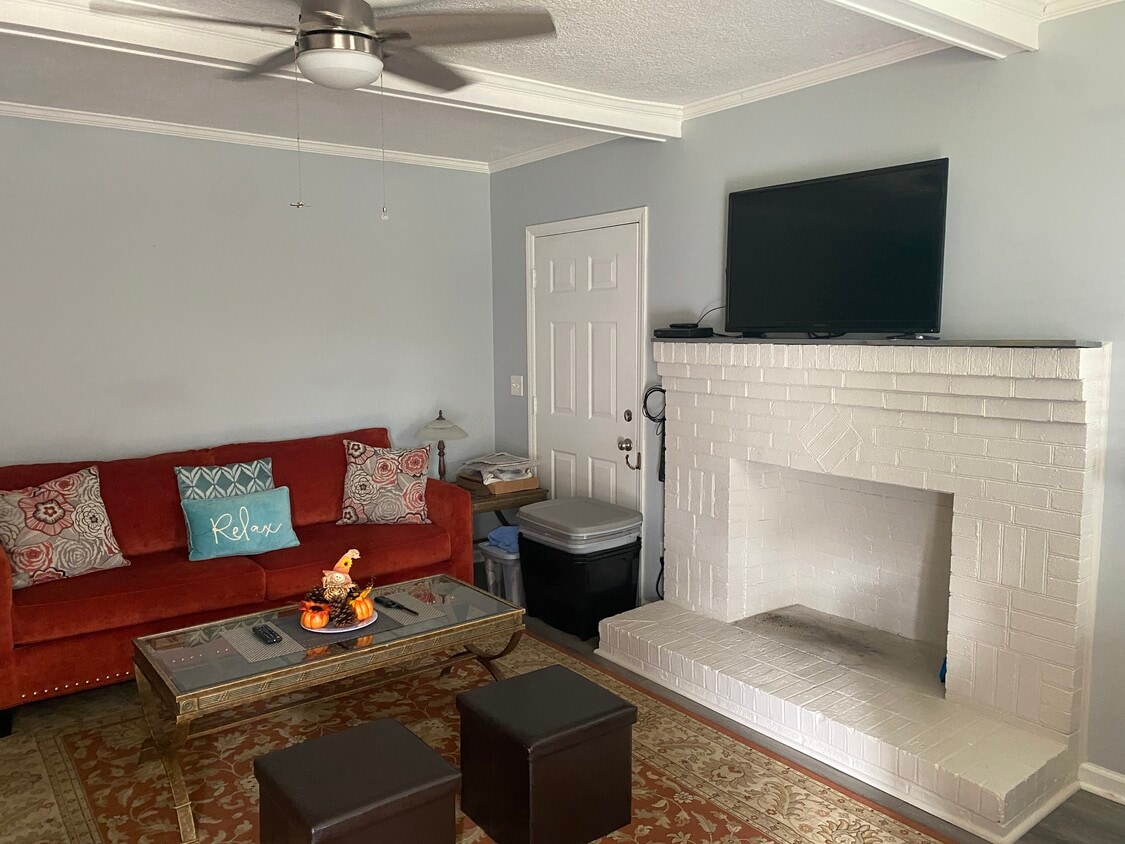 2880 Kanoy Rd, Thomasville, NC 27360 House Rental in Thomasville, NC