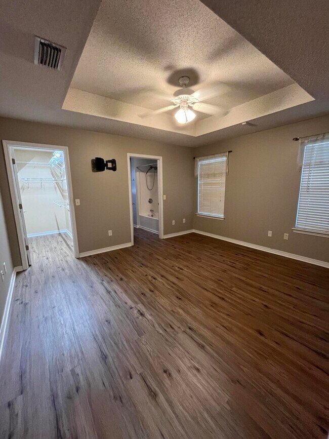Building Photo - 1861 Brick Cir