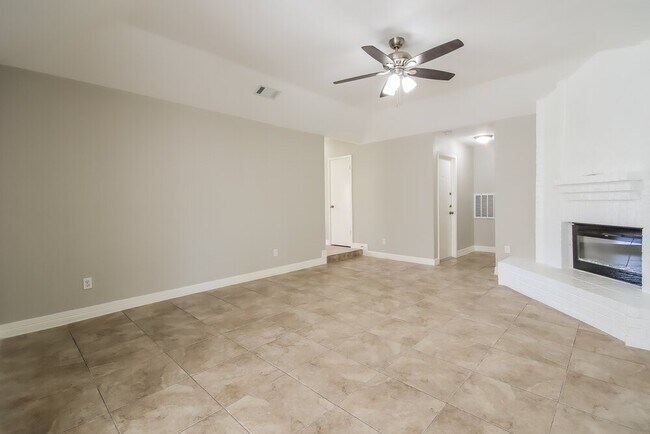 Foto del edificio - 1235 Park Ln