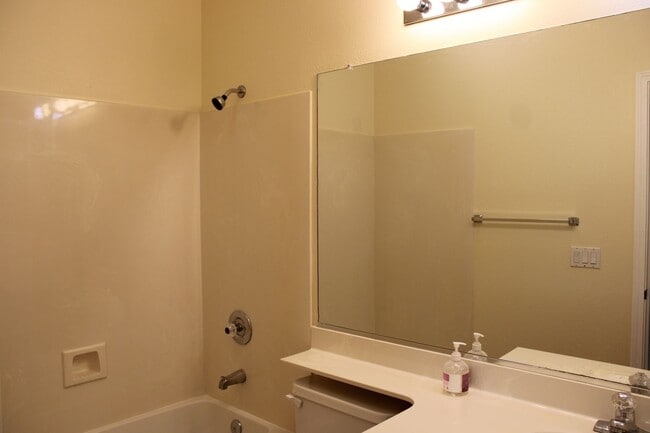 Building Photo - 1299 Hartley Way