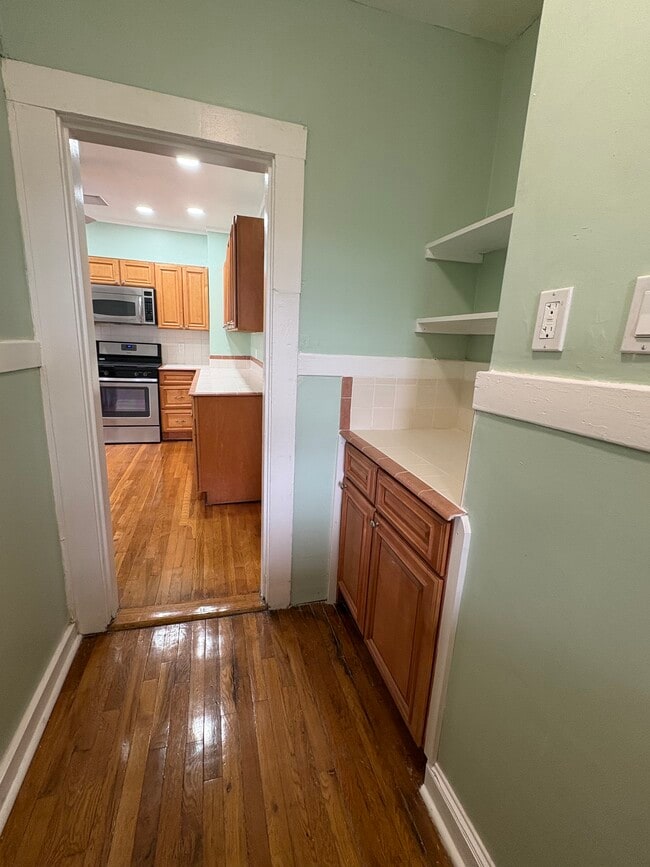 Foto del edificio - 4442 Washington St