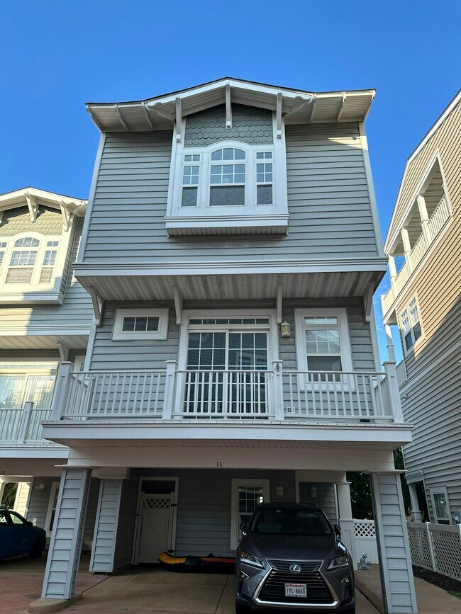 Foto del edificio - 2080 E Ocean View Ave