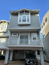 Building Photo - 2080 E Ocean View Ave