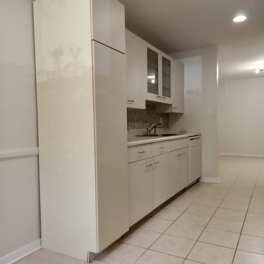 Foto principal - 707 Lenox Rd