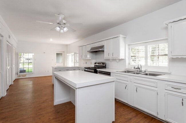 Building Photo - 21111 FM 362