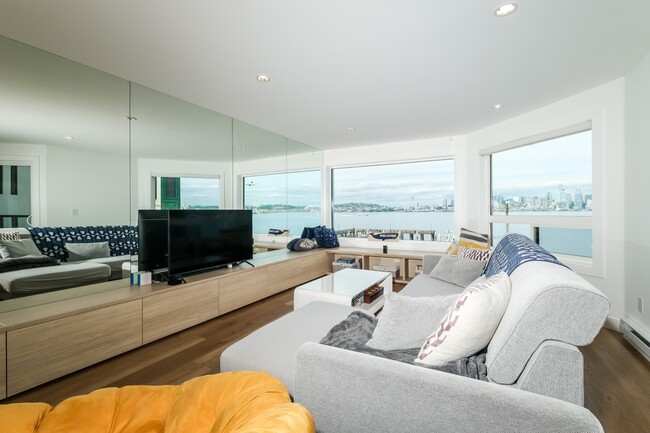 Building Photo - LUXURY WATER-VIEW CONDO FOR RENT- FULLY RENOVATED- WEST SEATTLE/ALKI
