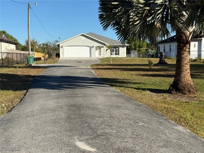 Foto del edificio - 3761 39th Ave NE