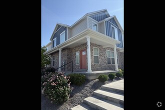 Building Photo - 1162 S 200 E