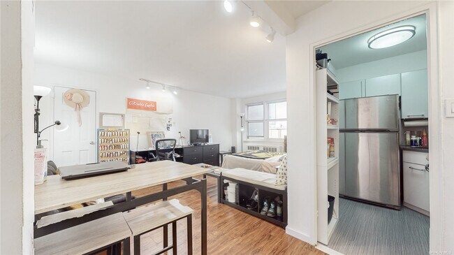 Foto del edificio - 50 Bayard St