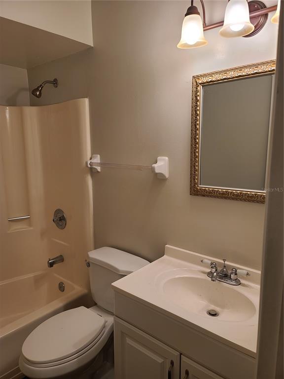 Foto del edificio - 14 Windtree Ln