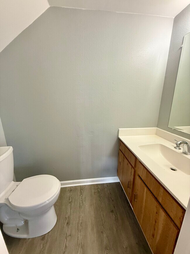 Foto del edificio - 1413 Central Ave