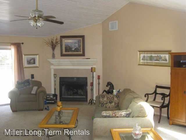 Foto del edificio - 3 br, 3.5 bath House - 12 Fox Meadow