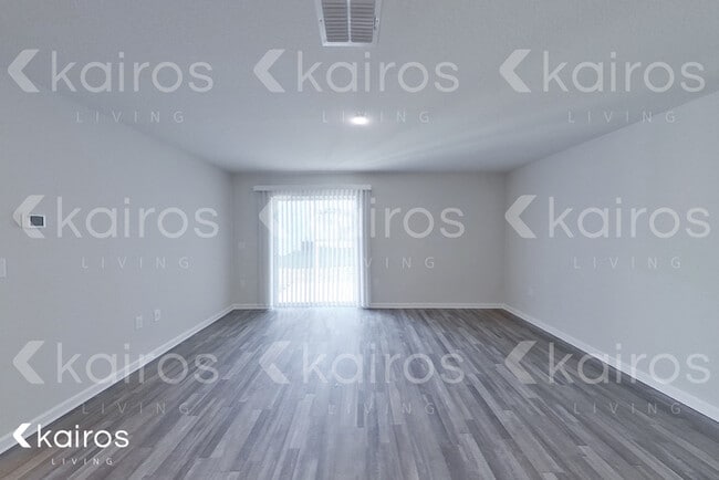 Foto del edificio - 1729 Nebraska Loop