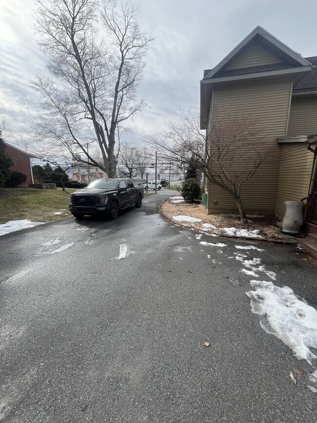 Foto del edificio - 4276 Division Hwy