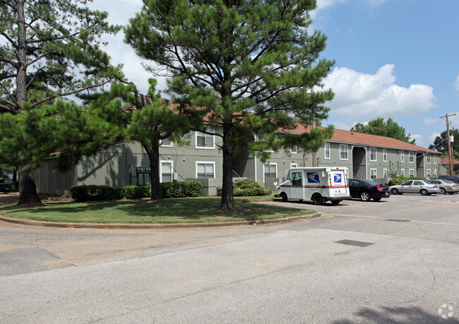 Building Photo - Country View Apartments