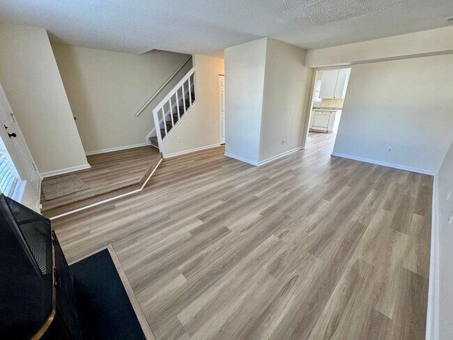 Foto del edificio - LYNBROOK LANDING