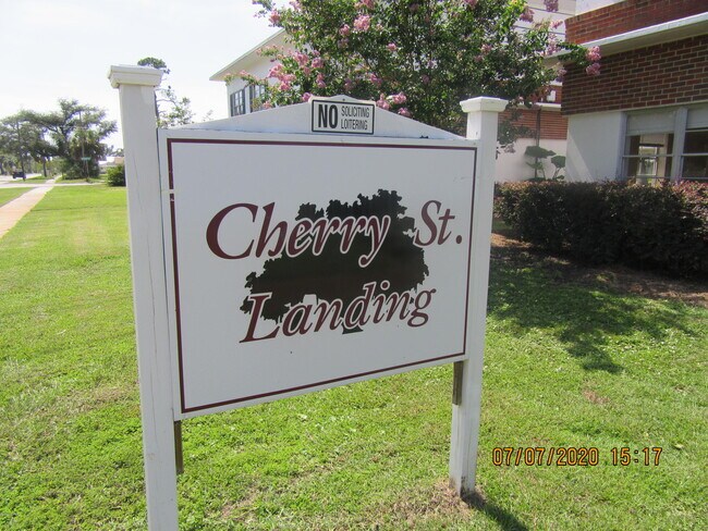 Foto del edificio - 807 Cherry St