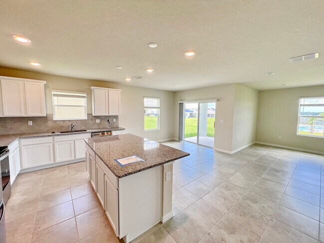 Foto del edificio - 1139 Sugarwood St