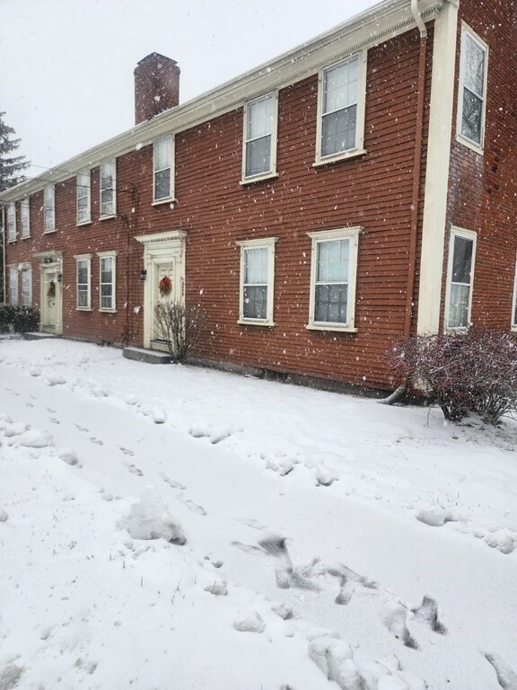 329 Bedford St, Lexington, MA 02420 Townhome Rentals in Lexington MA