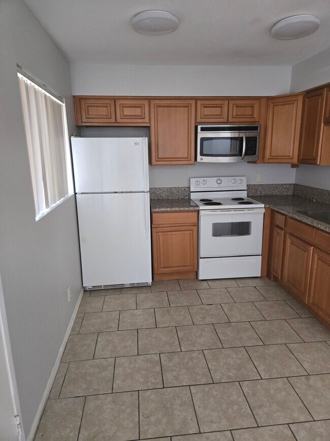 Foto del edificio - 3853 Soda Springs Dr