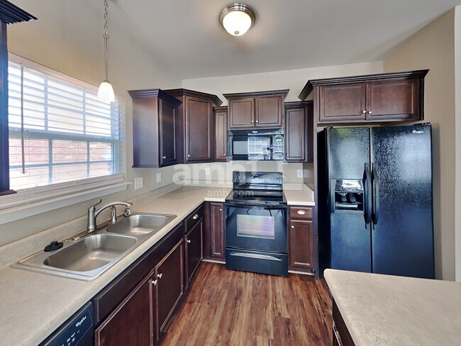 Building Photo - 149 Took Dr