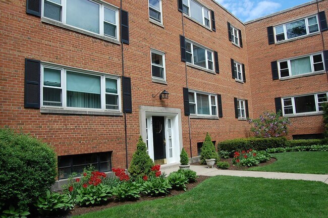 Central Manor - 2313 Central St