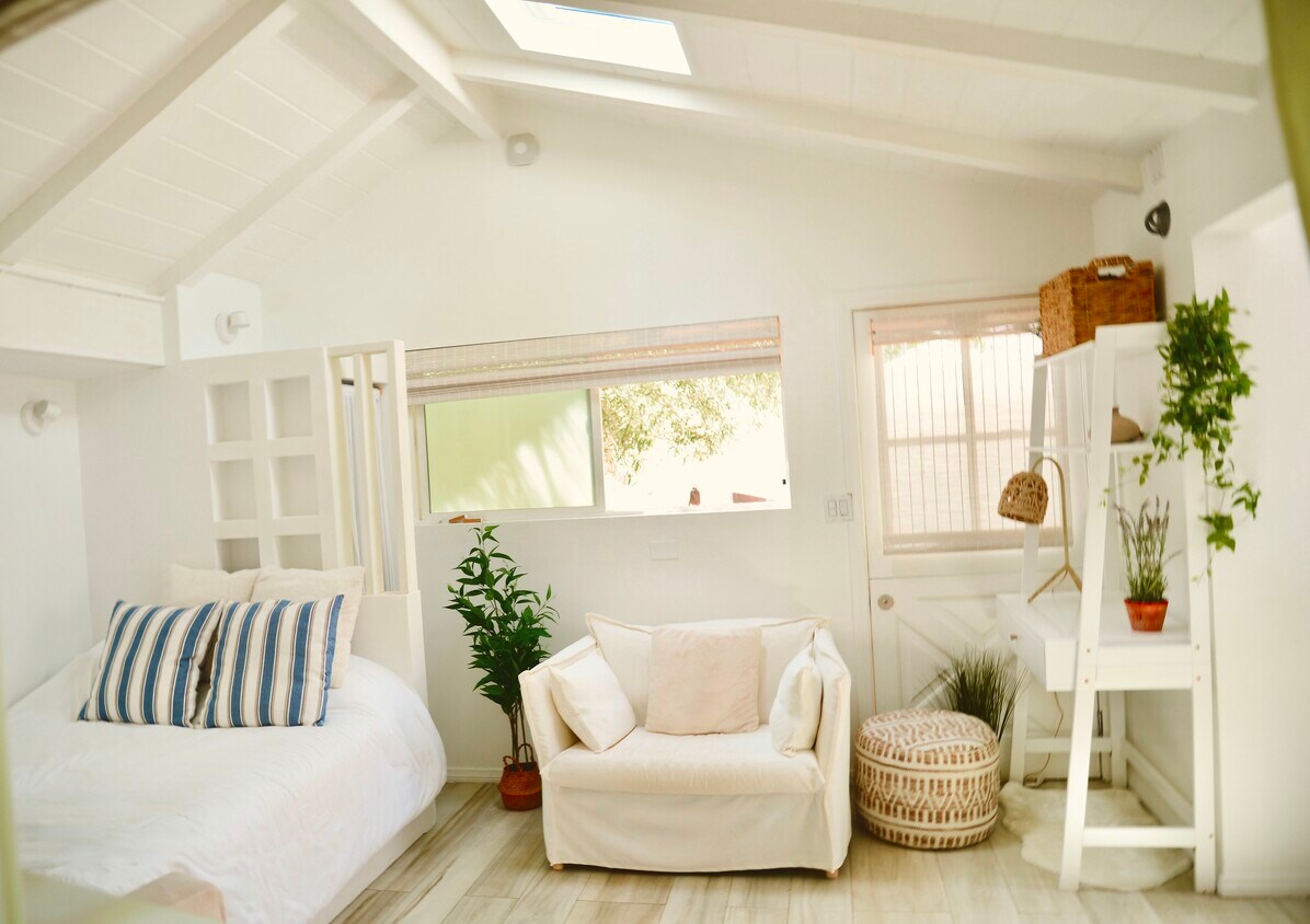High Ceilings with two skylights - 13554 Rand Dr