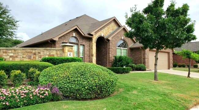 Building Photo - 2401 Silverthorn Ct