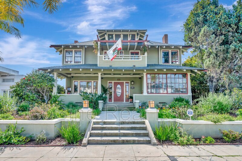 Primary Photo - 1851 Sunset Blvd