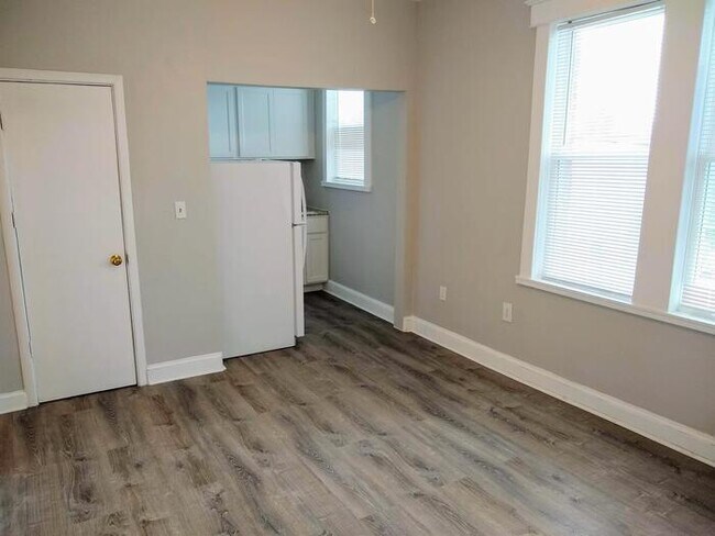 Foto del edificio - 3513 13th St NW