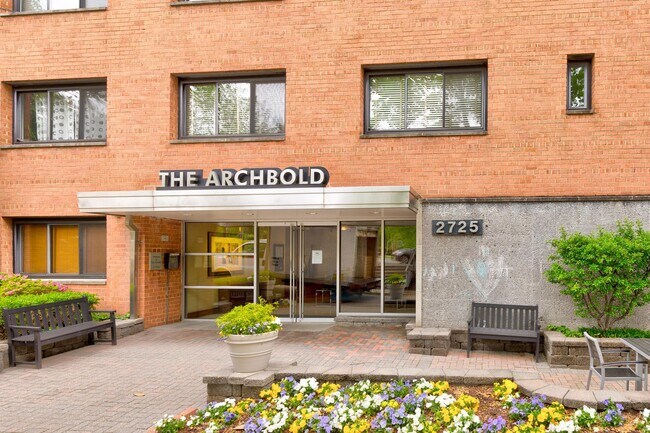Foto del edificio - 2725 39th St NW