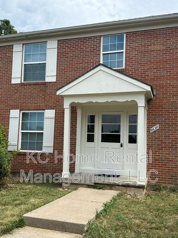 Building Photo - 8620 Countryshire Ln