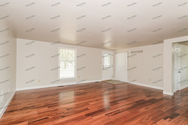 Foto del edificio - 3003 Ridgeview Dr