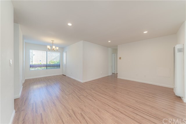 Foto del edificio - 13100 Gilbert St