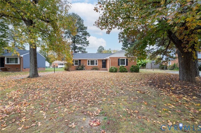 Building Photo - 609 Willomett Ave