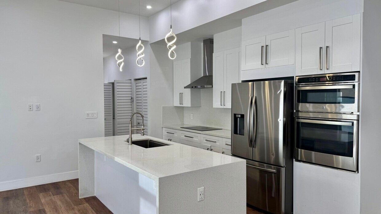 Foto principal - 5734 Buchanan St