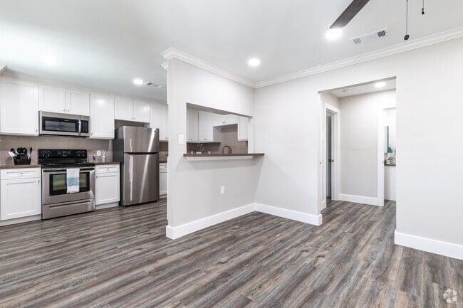 1HAB, 1BA - 750SF Sala de estar - Abode Living at 8th Avenue North