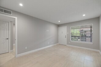 Building Photo - 2250 Bering Dr