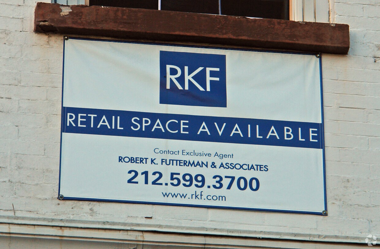 sign - 122 Montague St