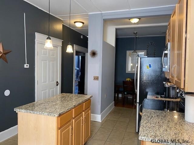 Building Photo - 37 Phila St