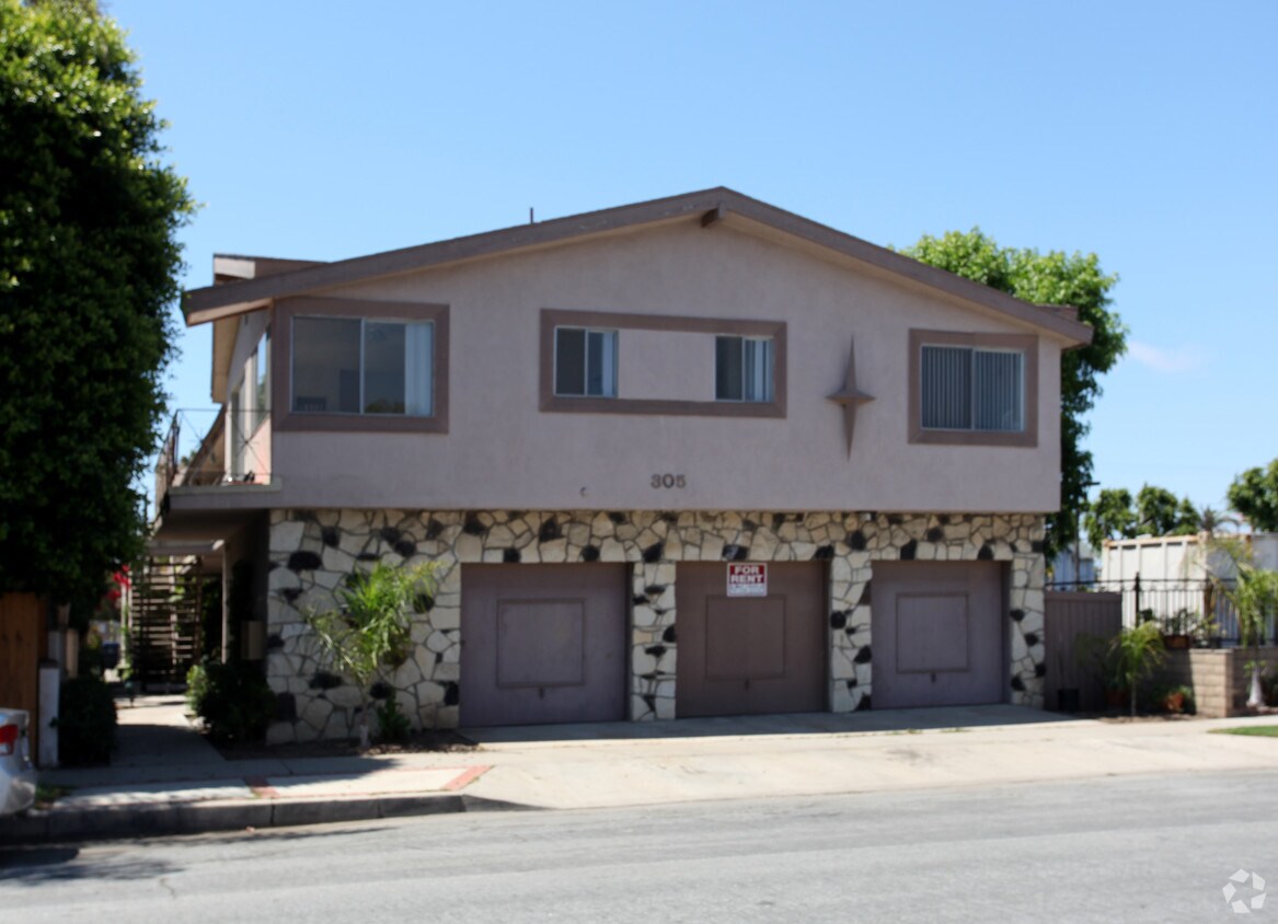 Primary Photo - 305 10th St