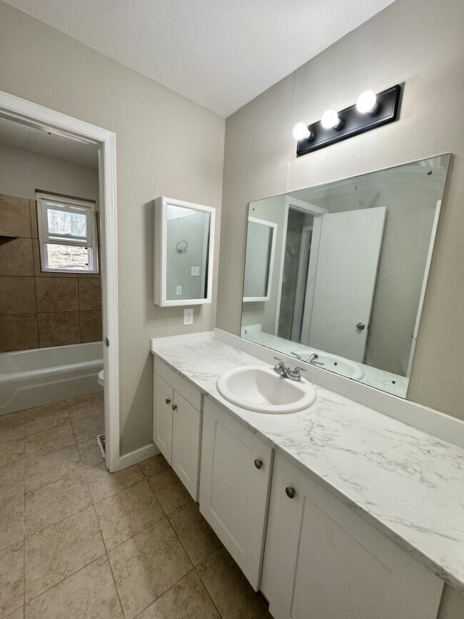 Foto del edificio - 1736 6th St NW