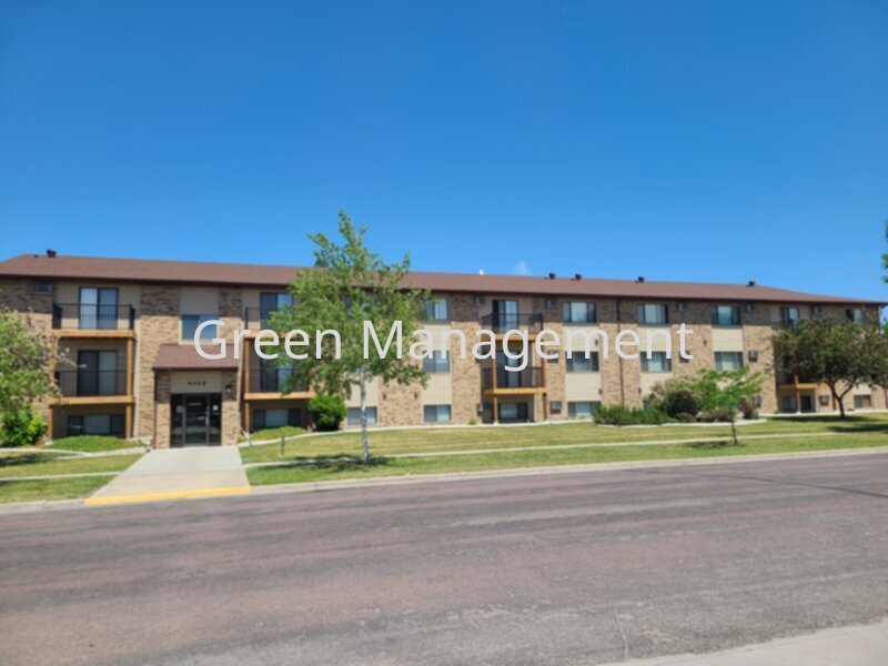 Foto del edificio - 2 Bedroom on 3rd Floor