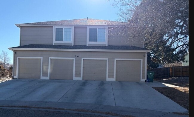 Photo - 841 S Uravan Ct House