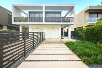 Building Photo - 3458 Day Ave