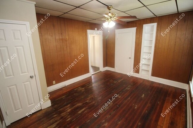 Building Photo - 1111 E McLeod Ave